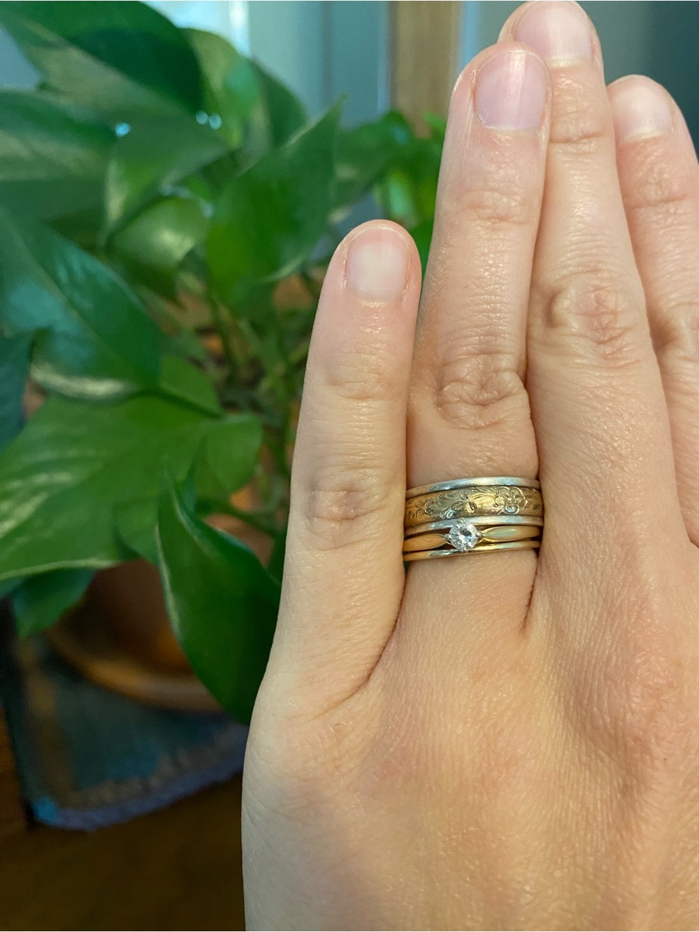 Women’s 14k Gold Filled and Sterling Silver floral band 🌟